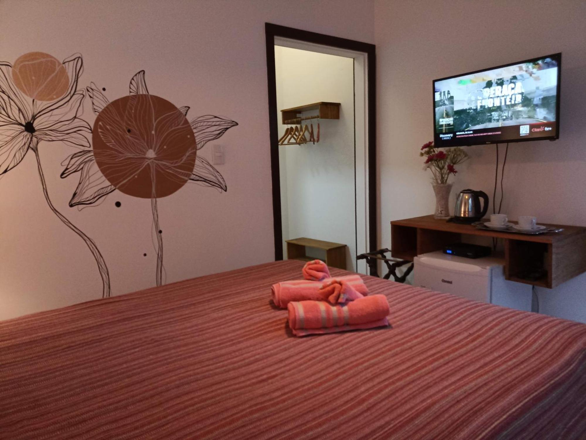 Solar Das Petalas Guest House Florianópolis Rum bild